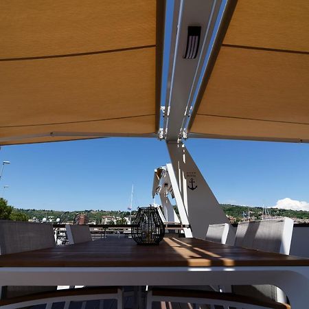 Villa Floating House Marina Royal à Portorož Extérieur photo
